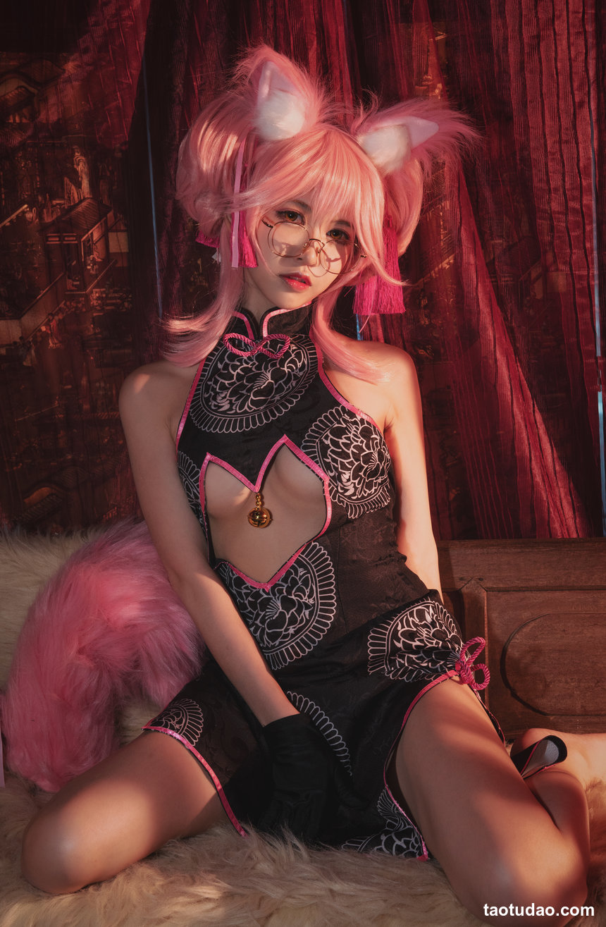 亚马逊鲶鱼 –  FGO 玉藻前旗袍[10P-199M]