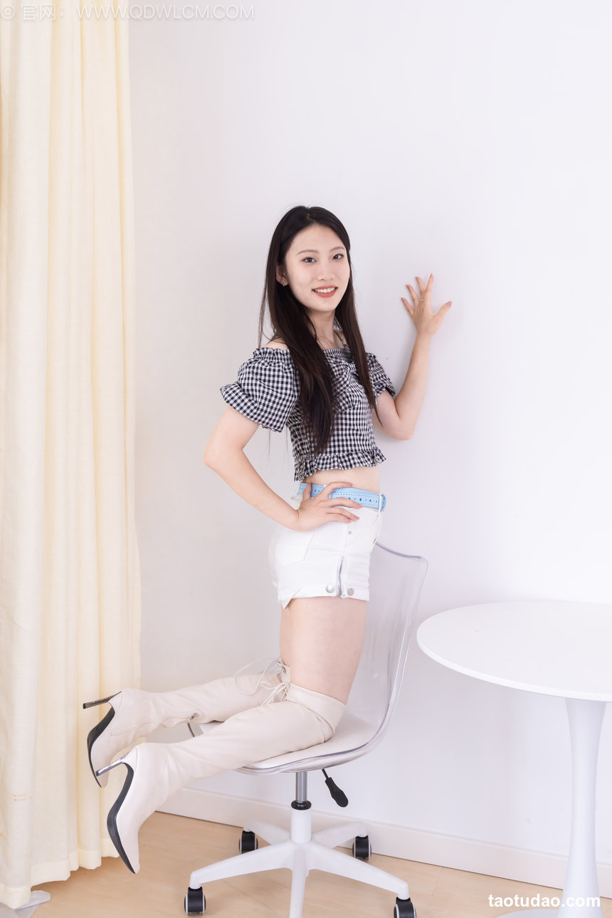 物恋传媒 No.2600 泡泡&橙子-运动鞋、板鞋、裸足、体操服 [165P1V-5.43GB]