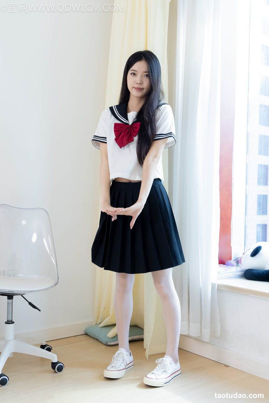 物恋传媒 No.2621 闪闪-高跟长靴、皮鞋、白棉袜、白船袜、裸足 [217P1V-7.52GB]