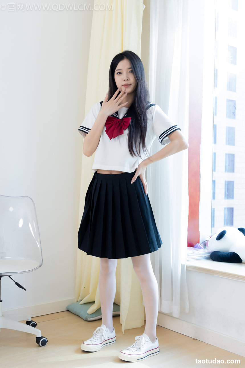 物恋传媒 No.2621 闪闪-高跟长靴、皮鞋、白棉袜、白船袜、裸足 [217P1V-7.52GB]