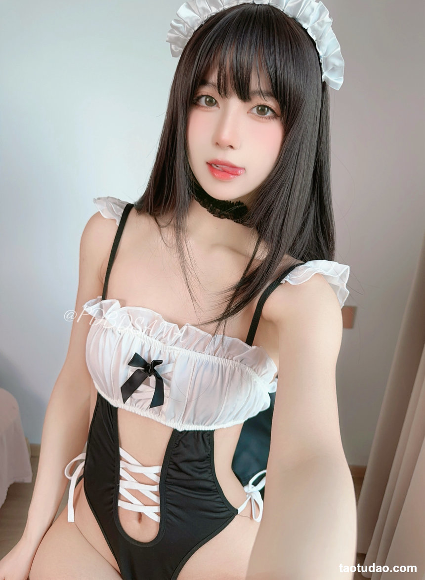 布丁大法 –  女仆泳装 [18P+1V-125MB]