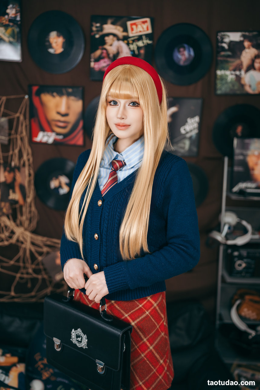 鹿八岁baby – 棒球少女 [23P-704MB]