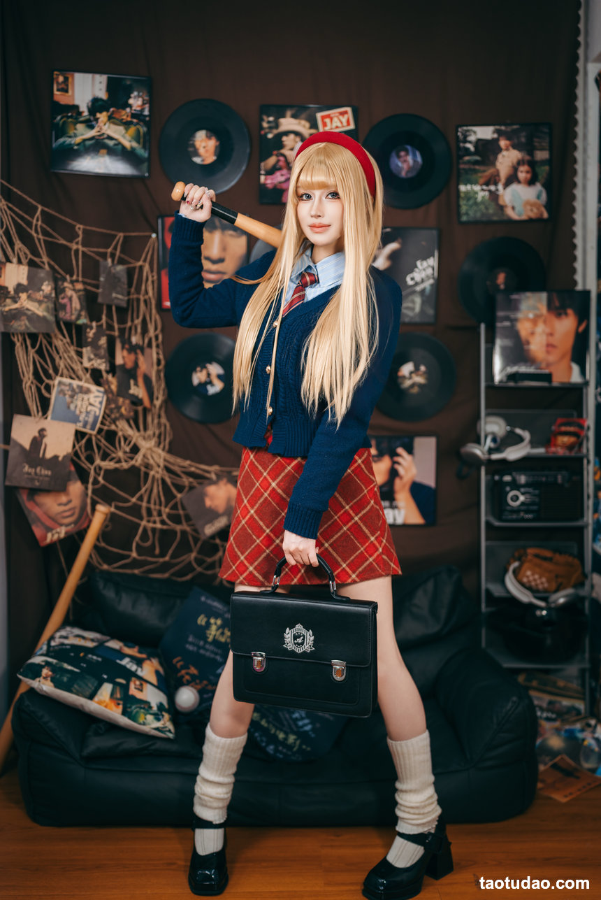 鹿八岁baby – 棒球少女 [23P-704MB]