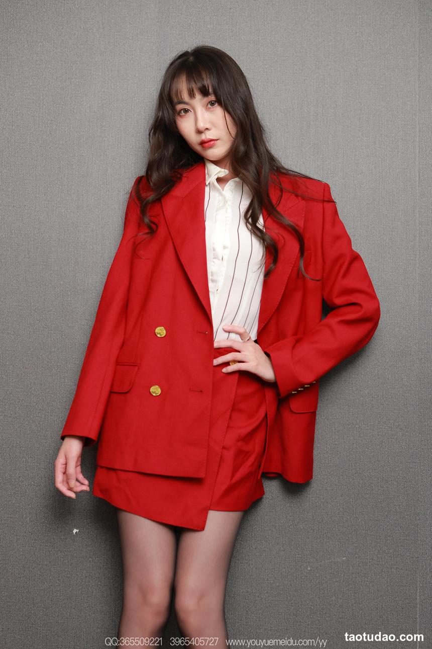 [IESS异思趣向] 2026.01.04 丝享家 2256 团团《红与黑（上）》[99P-157MB]