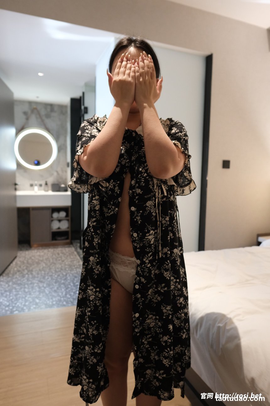 [ROSI写真]2026.03.04 NO.5203[64+1P／200MB]