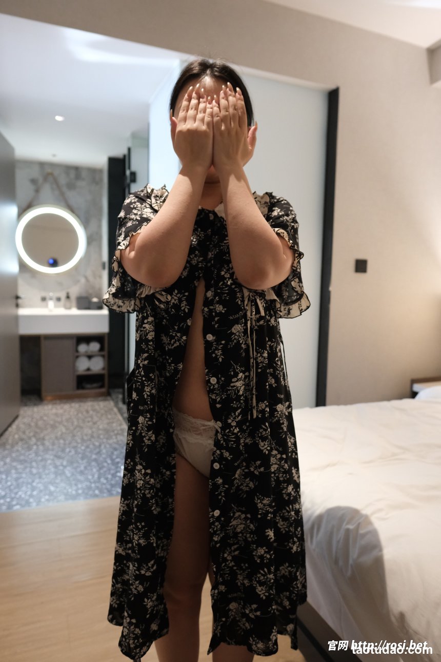 [ROSI写真]2026.03.04 NO.5203[64+1P／200MB]