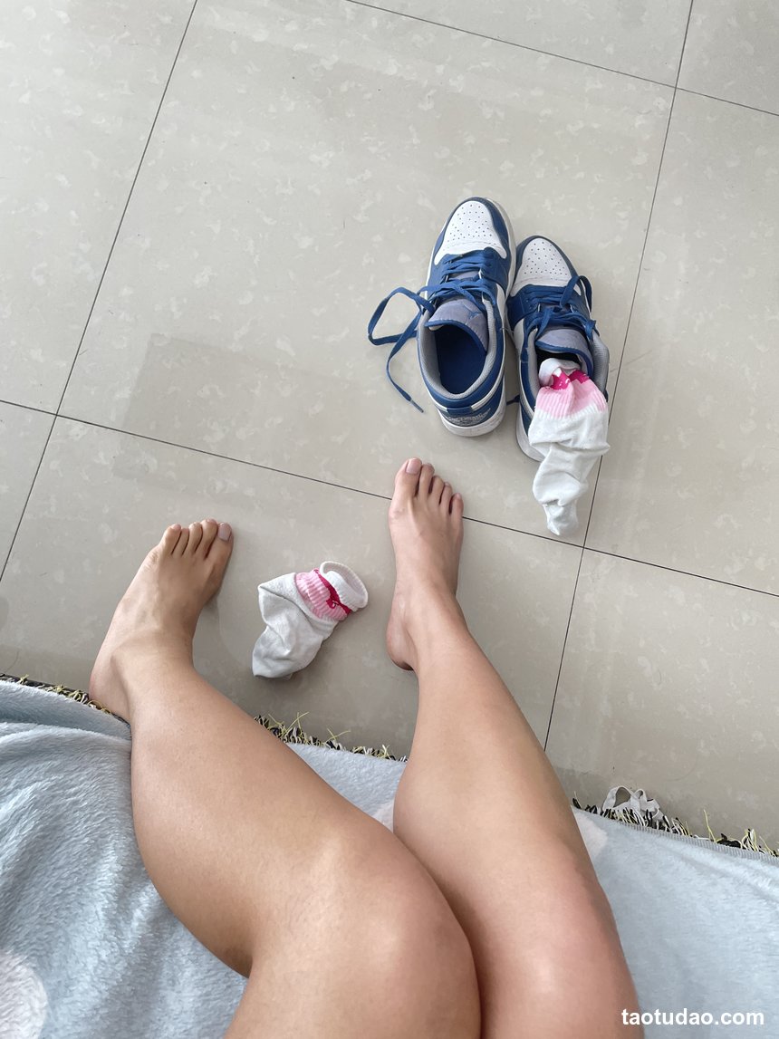 誉铭传媒袜足摄影 2024 8月份整合作品 [195P4V-1.80GB]