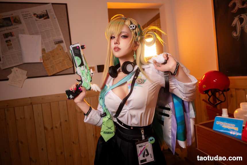 绞肉姬 –  鸣潮 琳奈[12P-20.2M]