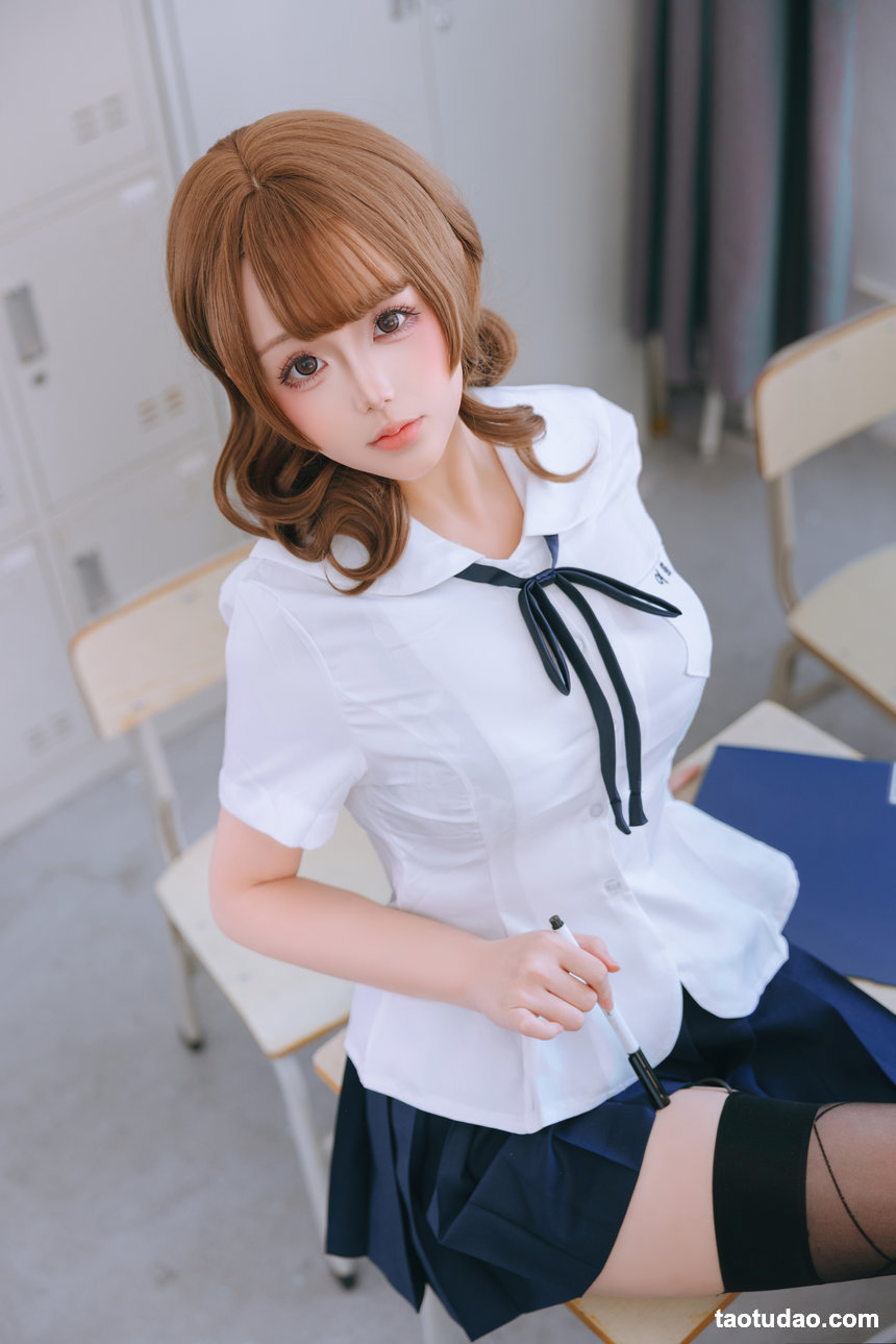 日奈娇 – 心理委员 [204P+7V-1.79G]