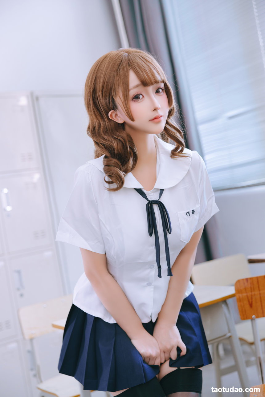 日奈娇 – 心理委员 [204P+7V-1.79G]