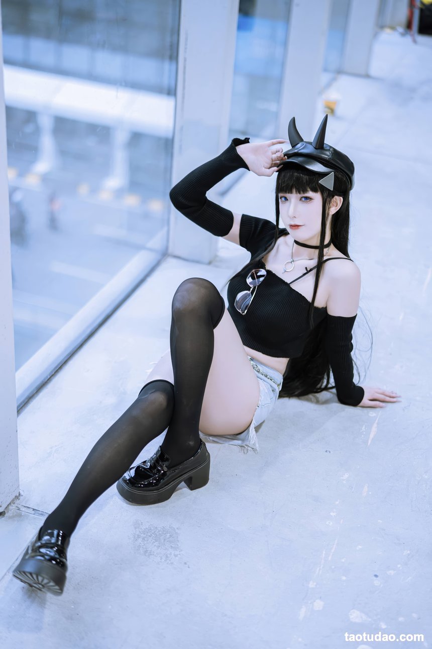 封疆疆v –  碧蓝航线 能代 [16P-114MB]