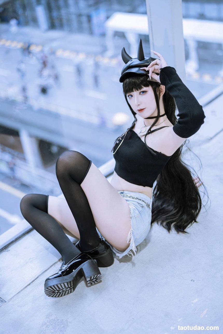 封疆疆v –  碧蓝航线 能代 [16P-114MB]