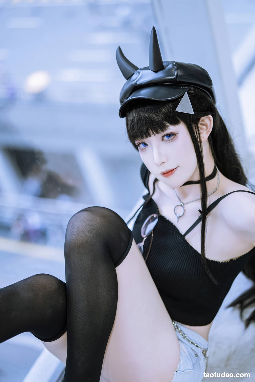 封疆疆v –  碧蓝航线 能代 [16P-114MB]