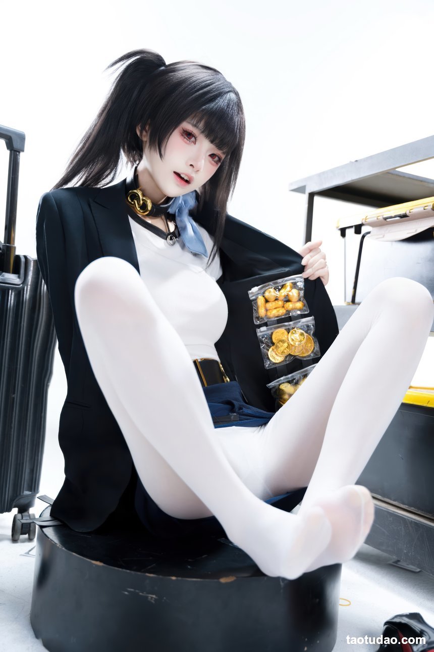 九柒喵 –  Nikee胜利女神 索拉 [24P-128MB]