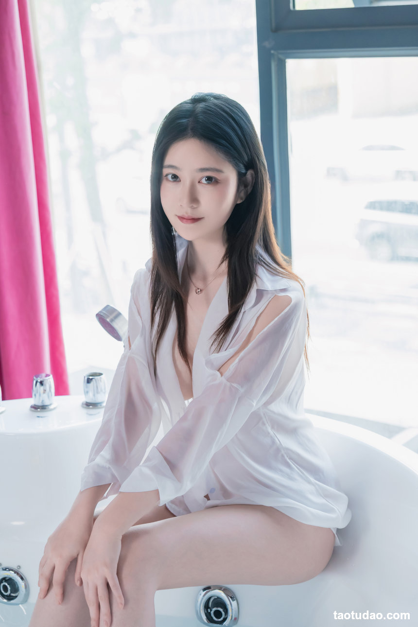 年年nnian - NO.154 浴女 [82P-716MB]