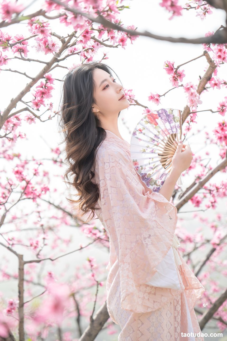 年年nnian - NO.155 漫花 [87P-0.98G]