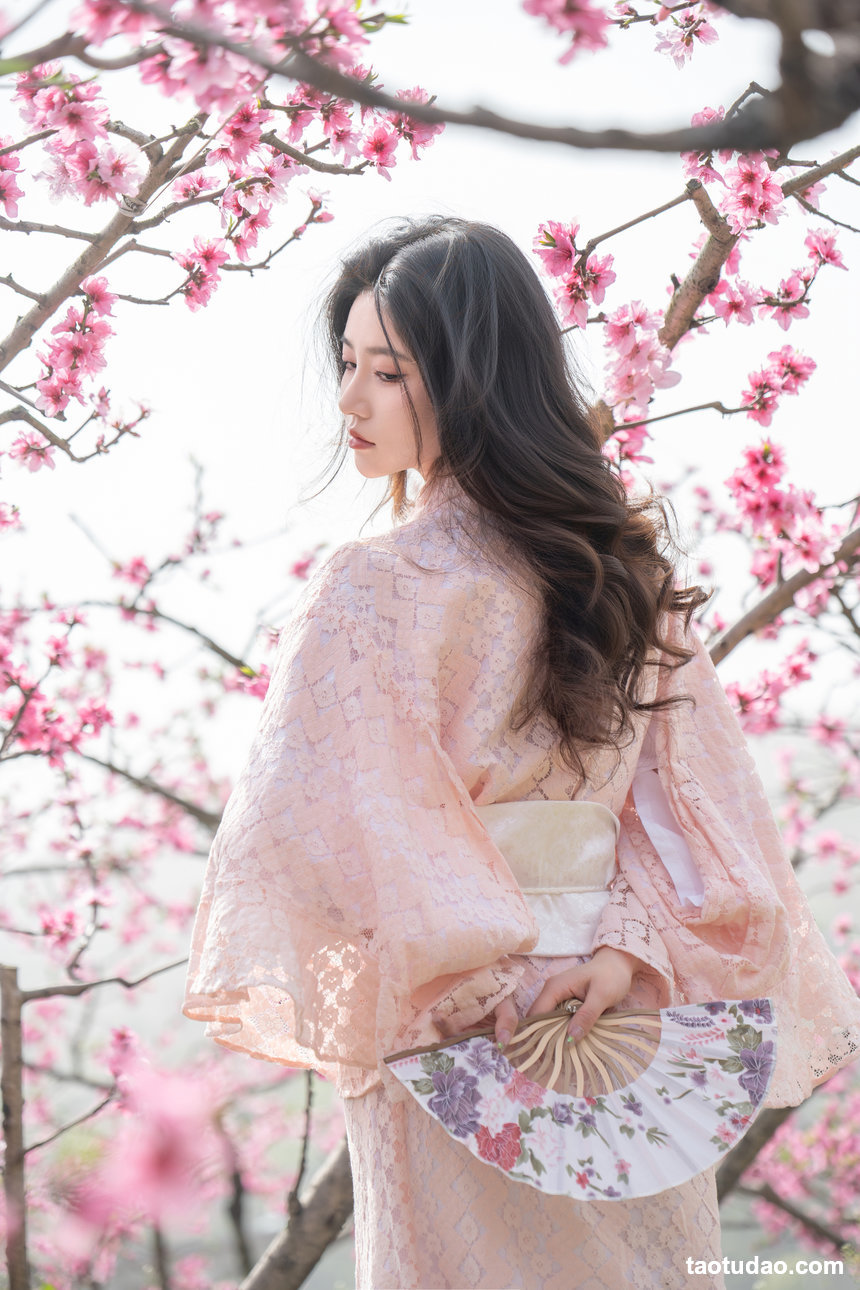 年年nnian - NO.155 漫花 [87P-0.98G]