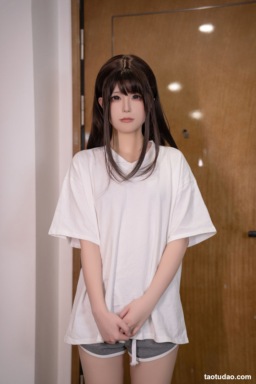 Quan冉有点饿 –  tora酱的秘密男友[112P-650.4M]