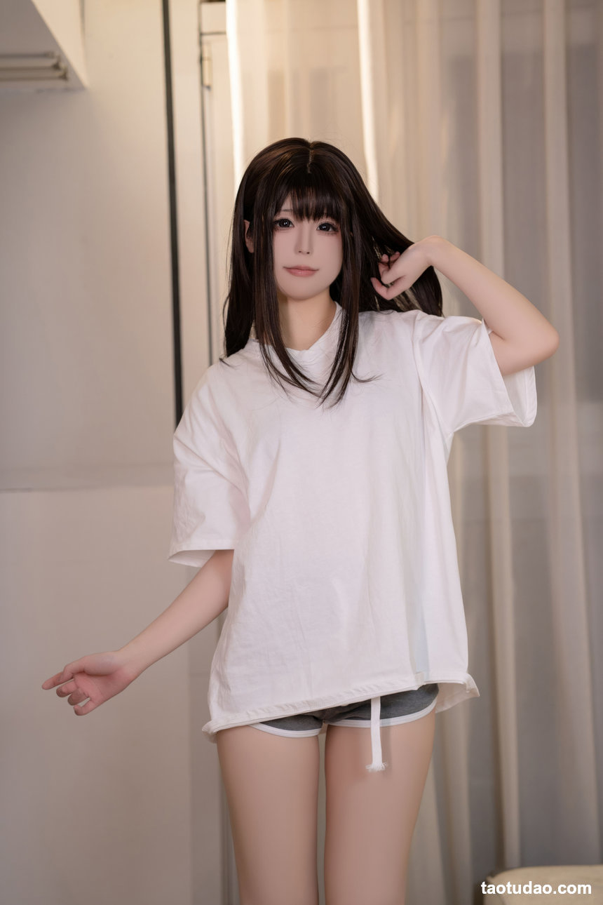 Quan冉有点饿 –  tora酱的秘密男友[112P-650.4M]