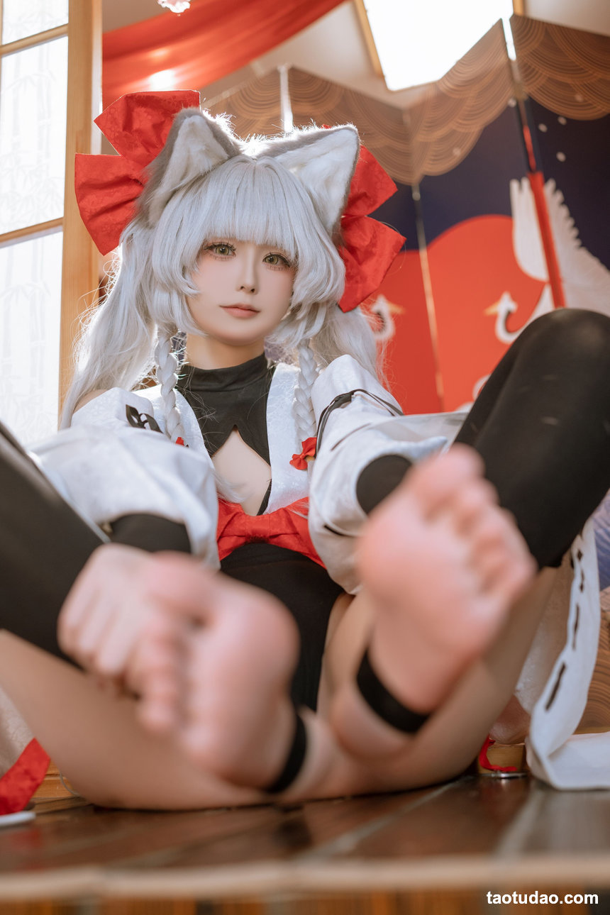 Quan冉有点饿 –  碧蓝航线 朝凪[87P-955.4M]