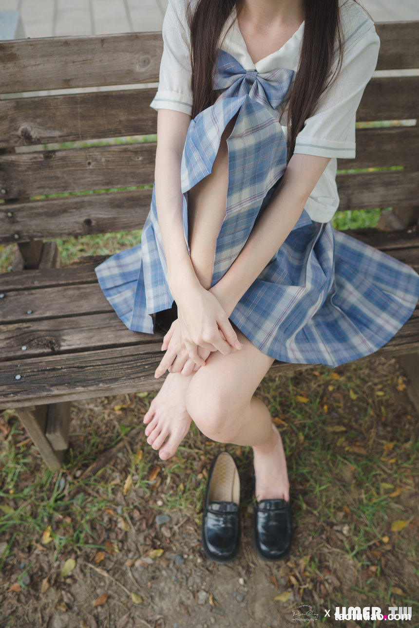 Limerence原创 No.109 JK少女白玉公园裸足白棉袜脚 [116P2V-1.02GB]