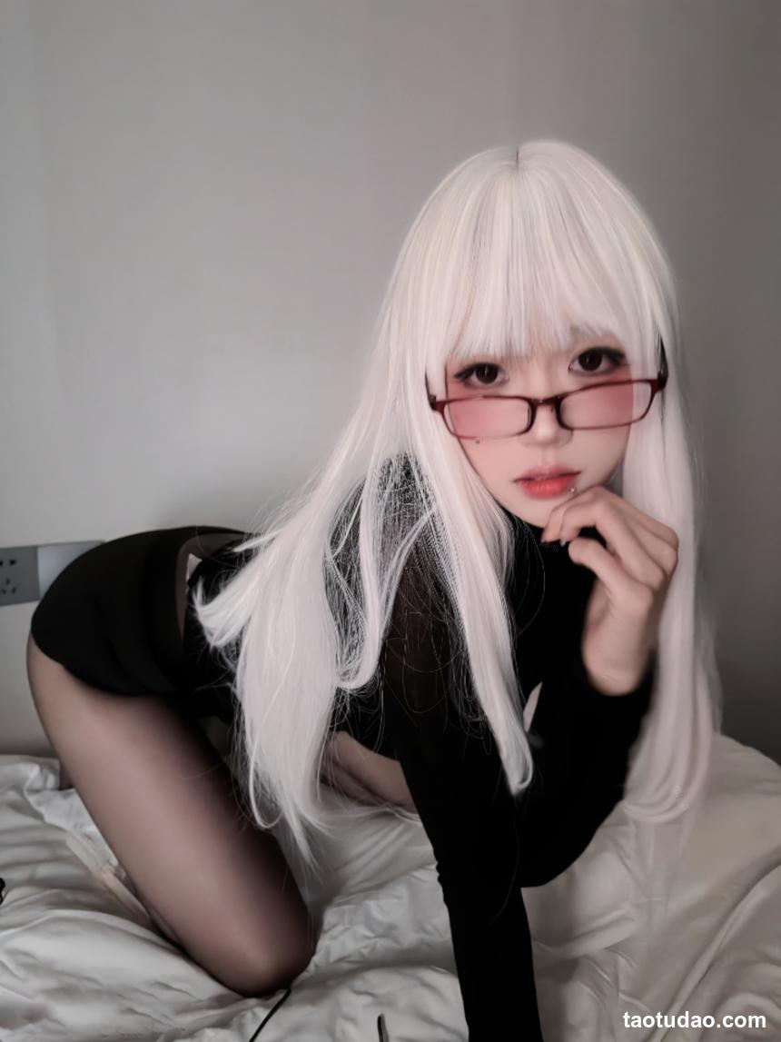 麻薯好吃 No.014 - 暗夜纯白 [55P-91MB]