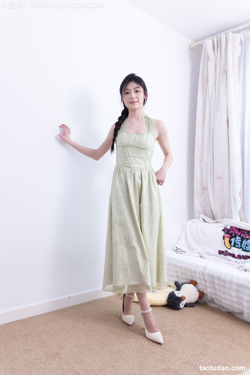 物恋传媒 No.2634 桔梗-高跟鞋、薄肉丝 [150P1V-3.29GB]