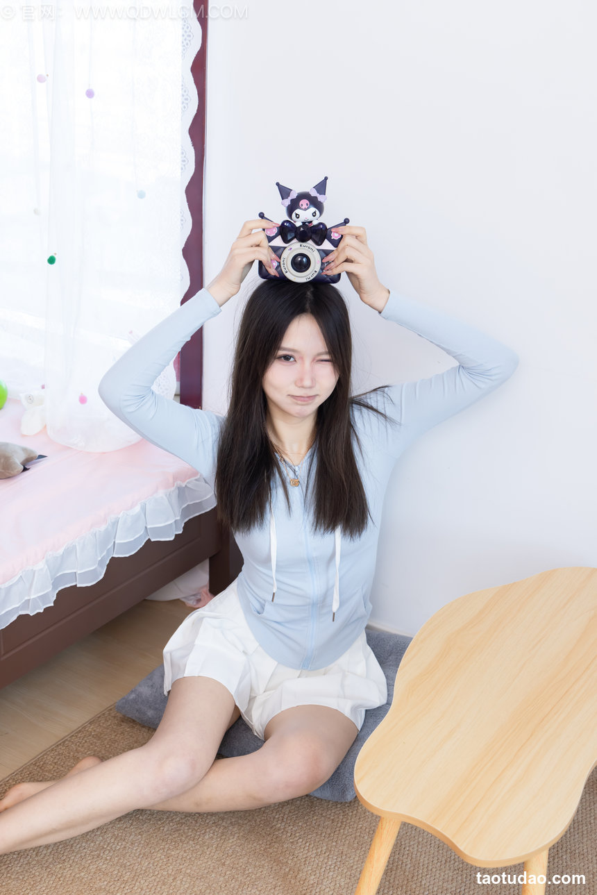 物恋传媒 No.2650 南星-板鞋、白棉袜、裸足 [149P1V-3.39GB]