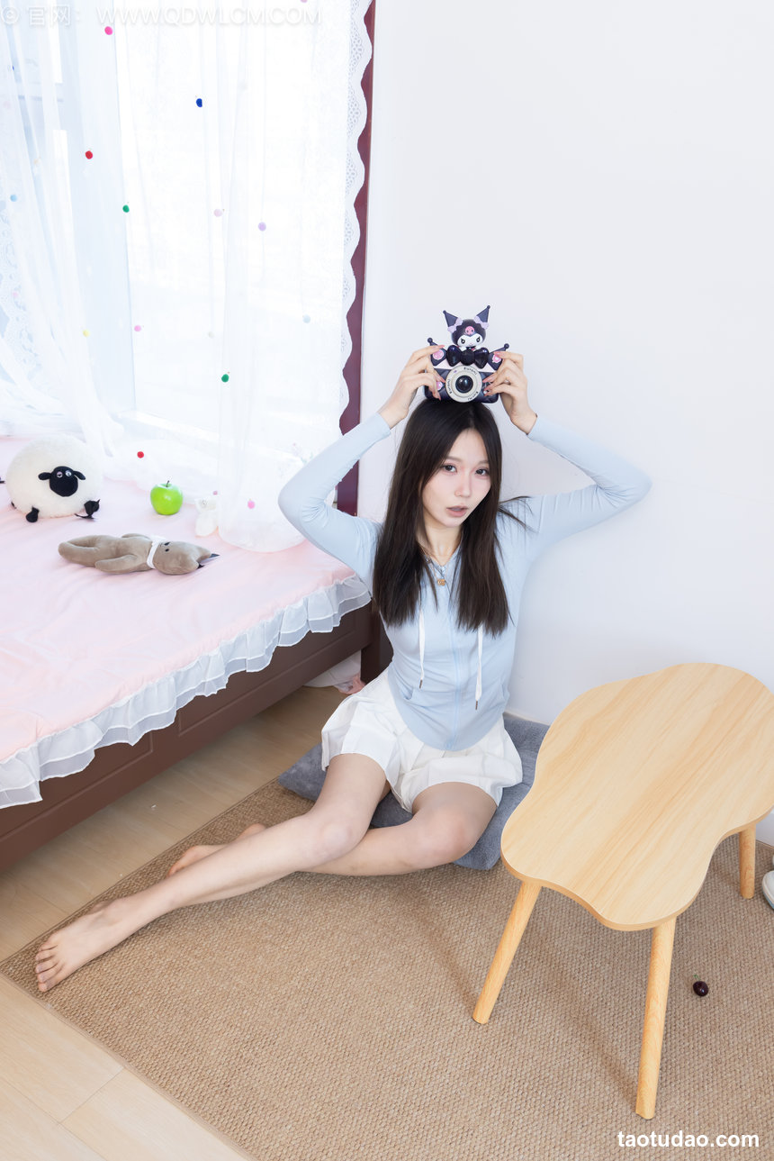 物恋传媒 No.2650 南星-板鞋、白棉袜、裸足 [149P1V-3.39GB]