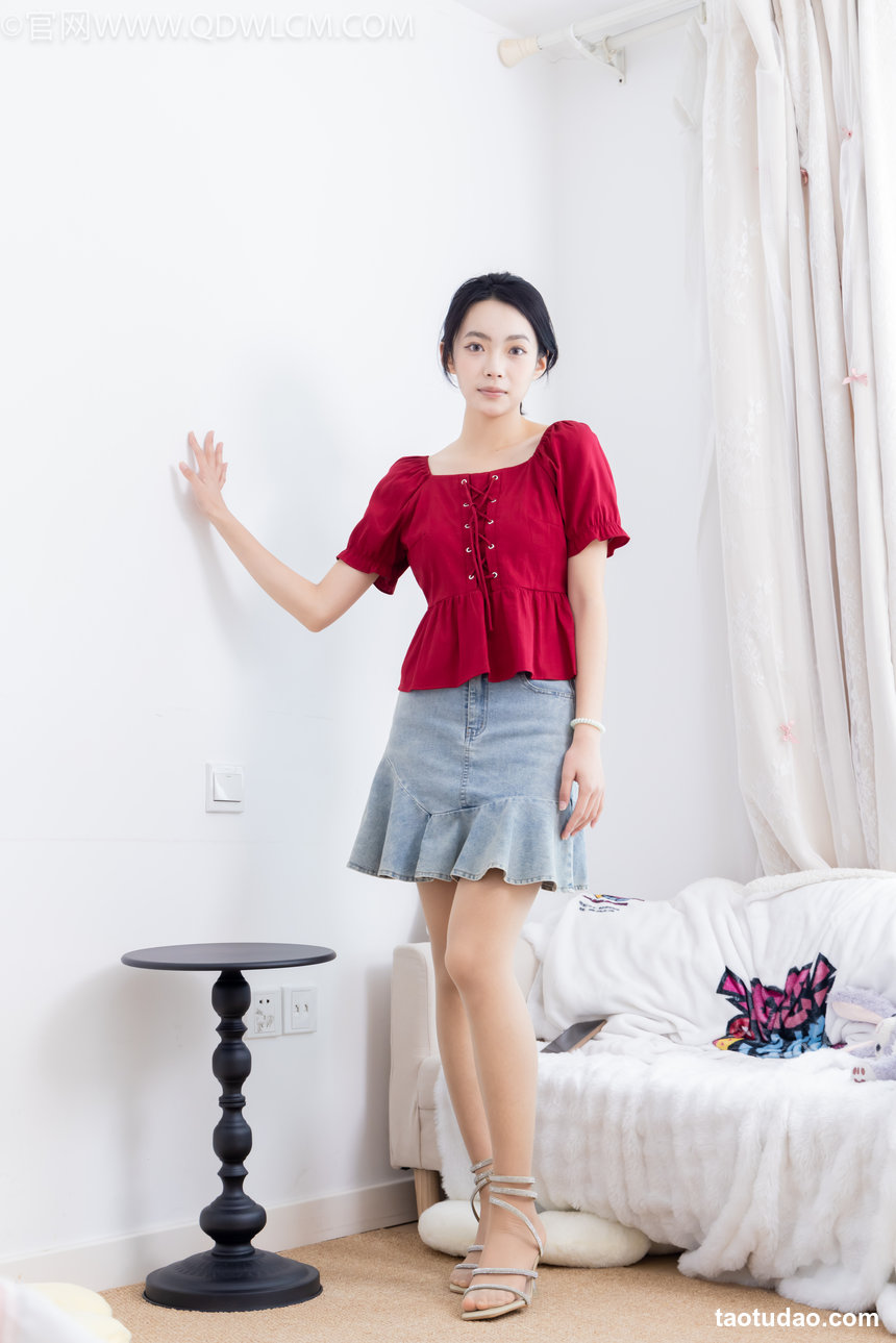 物恋传媒 No.2661 小爱-三双高跟鞋、薄肉丝、裸足 [158P1V-7.07GB]