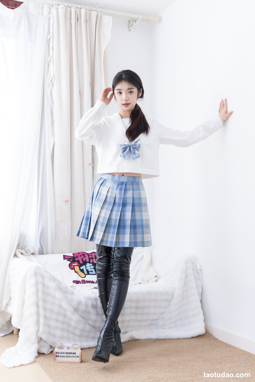 物恋传媒 No.2665 青提-高跟长靴、薄黑丝、jk制服 [154P1V-3.84GB]