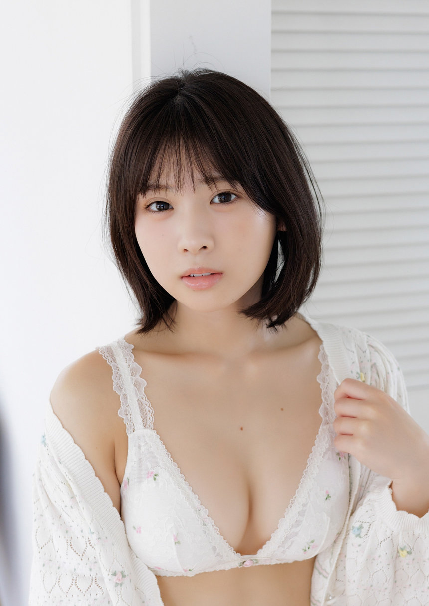 芳賀礼（NMB48）写真集「なんばで一番かわいいコ！」