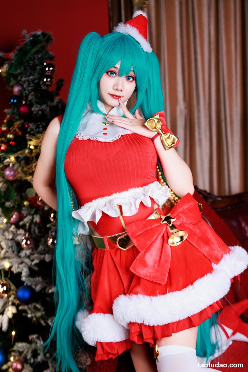 阿雪雪 – NO.037 初音圣诞 [62P+3V-2.79GB]