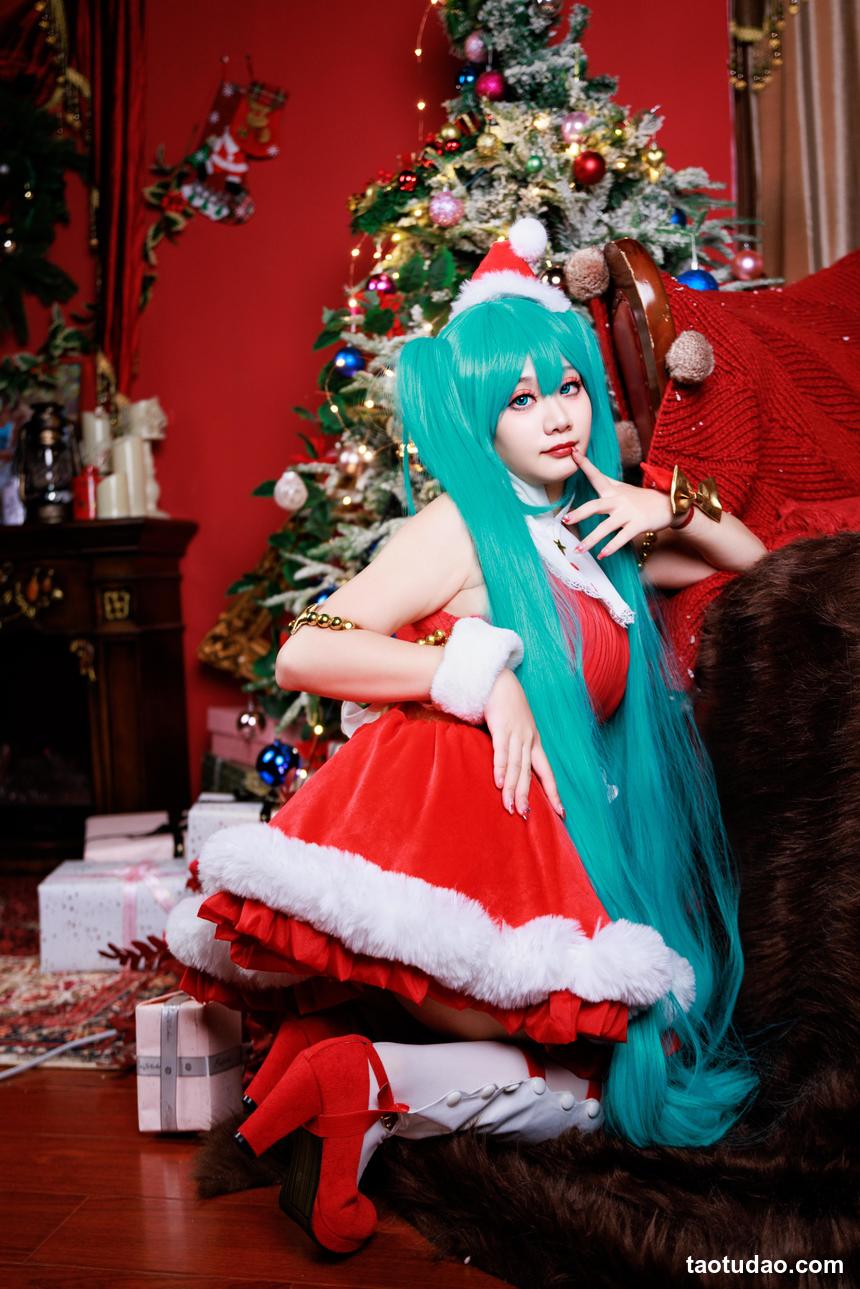 阿雪雪 – NO.037 初音圣诞 [62P+3V-2.79GB]