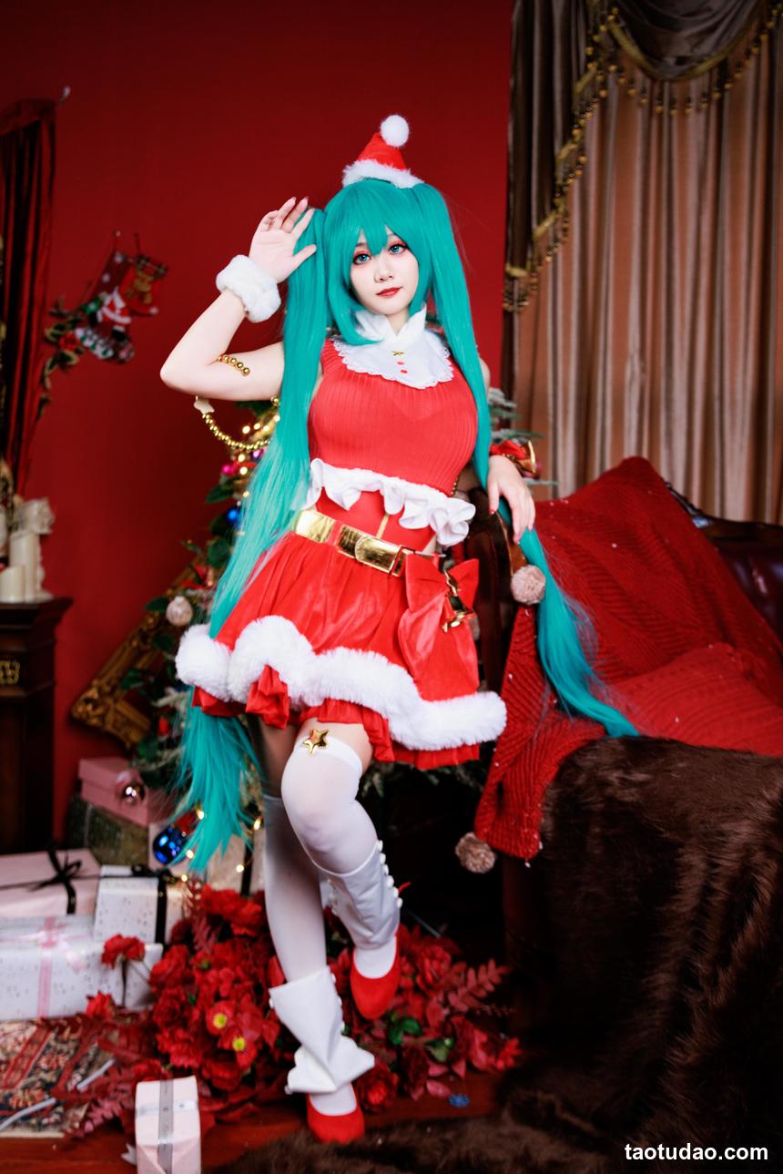 阿雪雪 – NO.037 初音圣诞 [62P+3V-2.79GB]