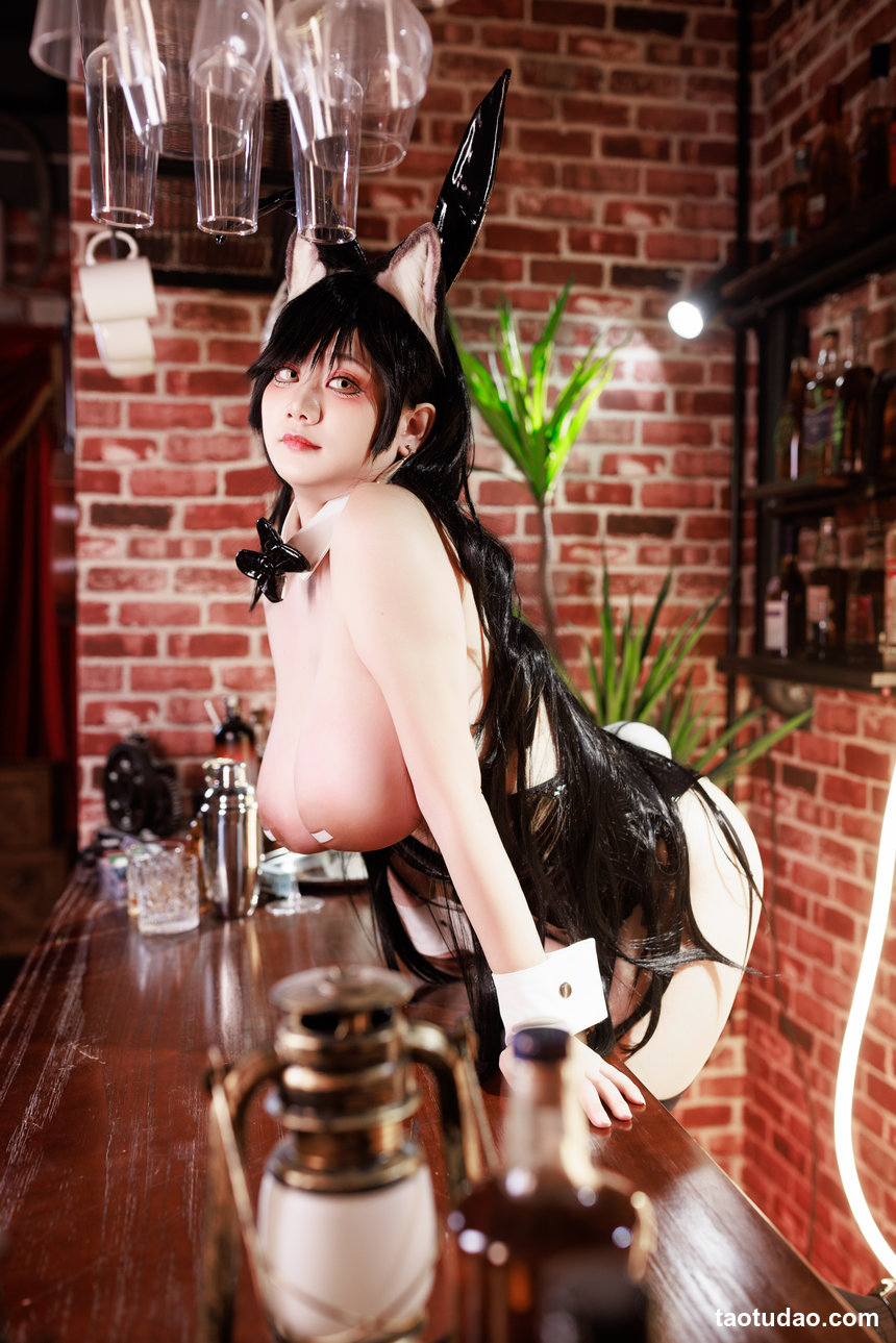 阿雪雪 – NO.043 碧蓝航线 爱宕兔女郎[87P+5V-8.34G]