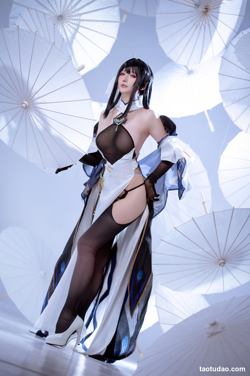 星之迟迟 –  2025年10月计划E 碧蓝航线 镇海改 [44P-126MB]