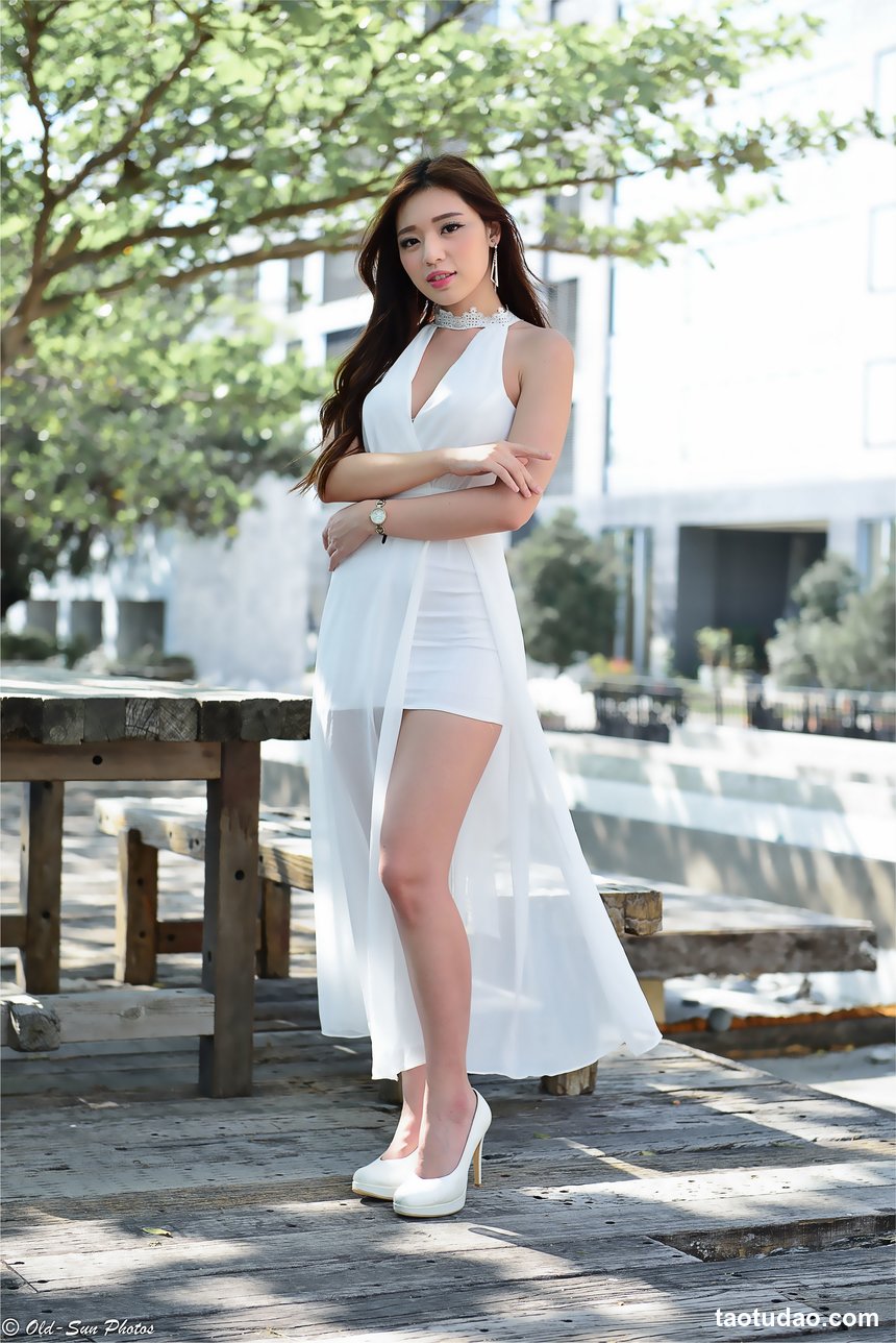 街拍丝足 NO.008-一组无水印4300W像素高清原图！ [94P+367M]