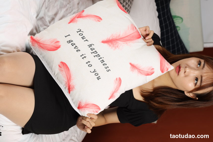 街拍丝足 NO.038-小如的高叉旗袍 [96P+91M]