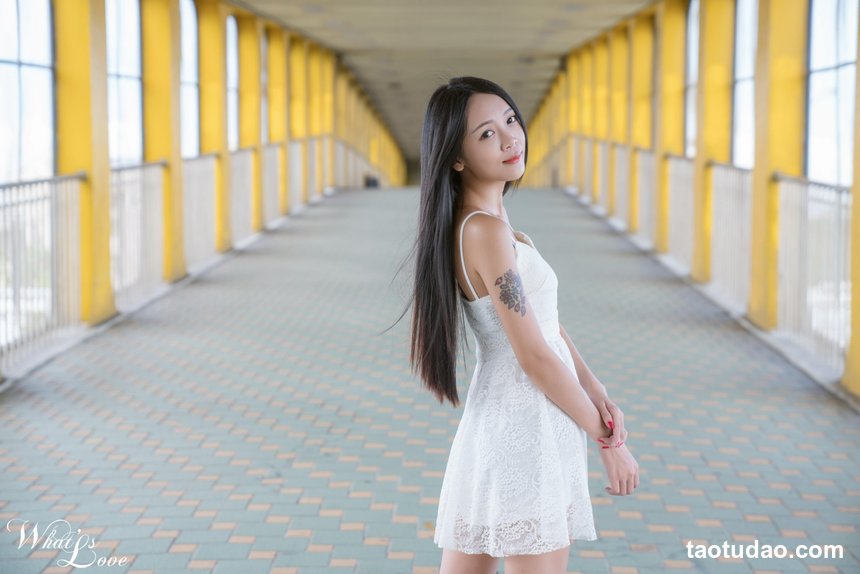 街拍丝足 NO.069-台湾腿模 薛凯云 林安泰古厝 高跟美腿外拍 [76P+101M]