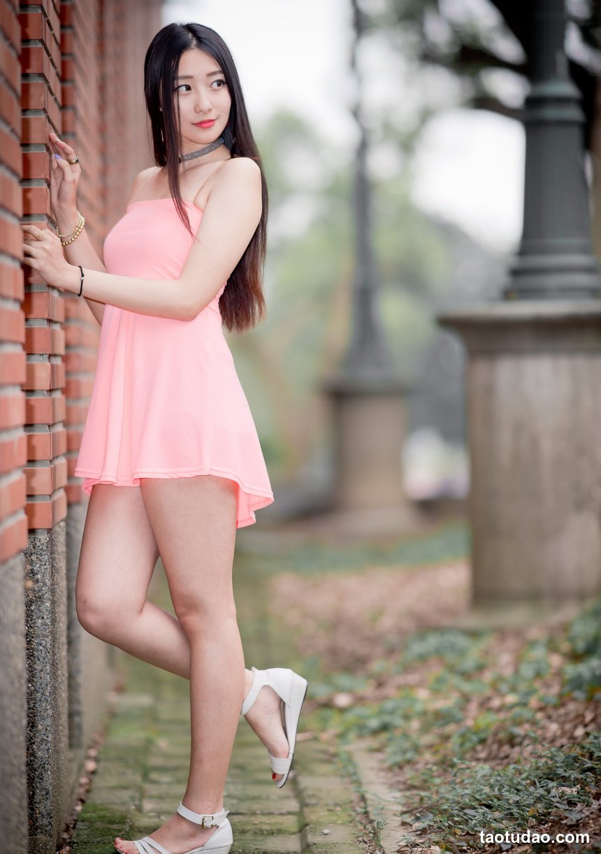 街拍丝足 NO.103-长腿美模 郭思敏 唯美牛仔裤高跟 [48P+82M]