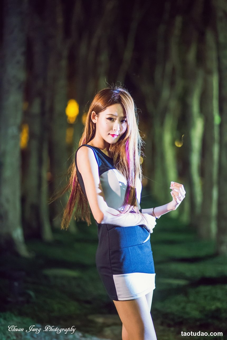 街拍丝足 NO.144 Kandi 学生制服美腿 [110P+151M]