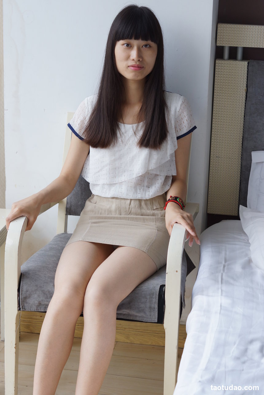 街拍丝足 NO.147 塔塔酱 OL黑丝美腿 [53P+18M]