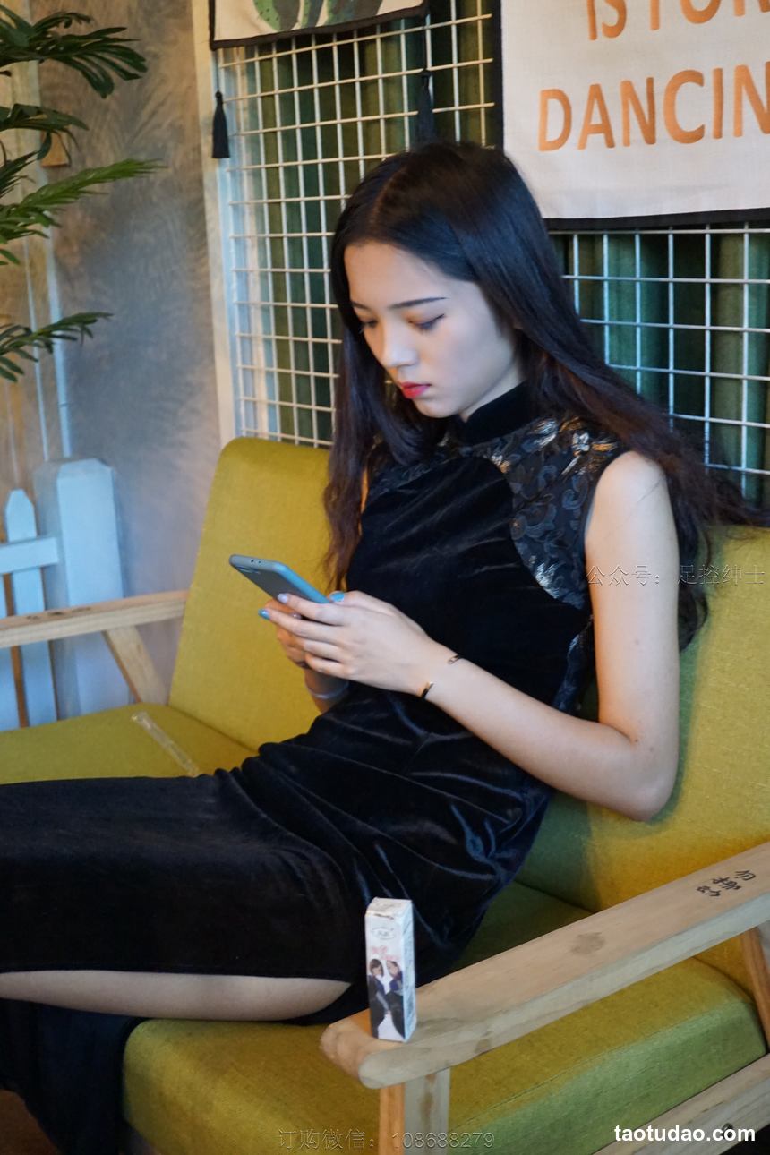 街拍丝足 NO.164 林华 OL制服 高跟美腿外 [42P+56M]