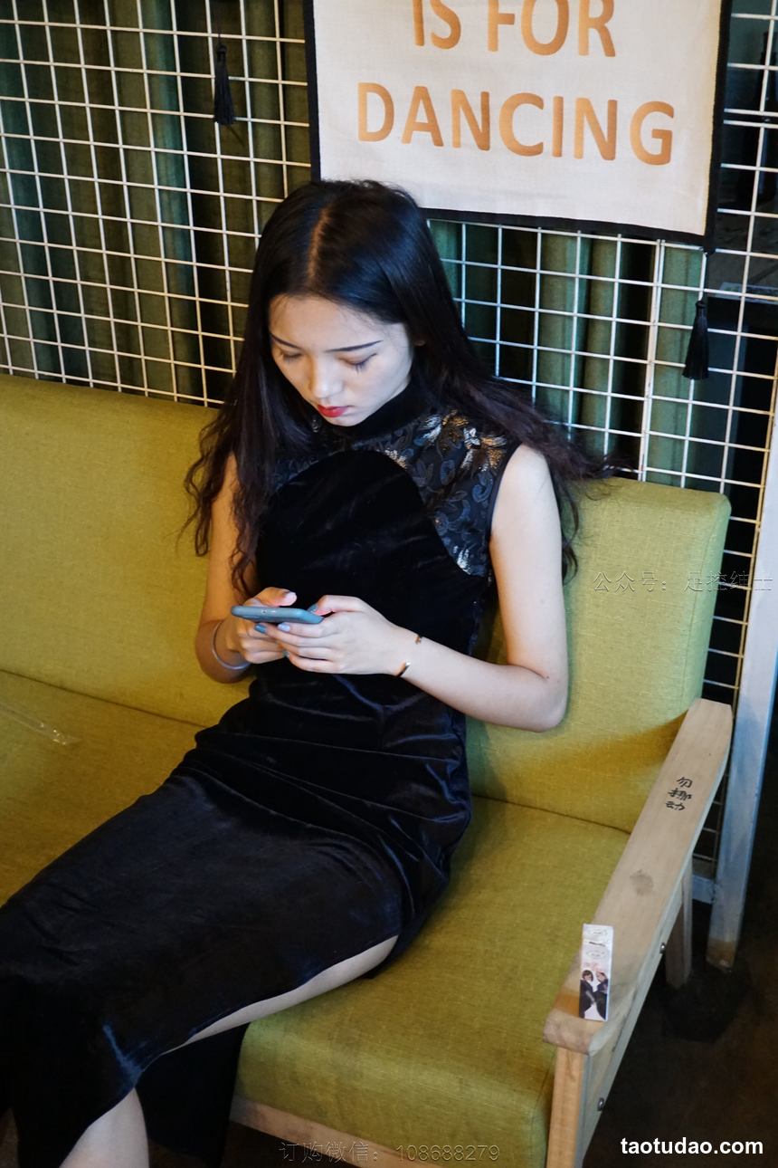 街拍丝足 NO.164 林华 OL制服 高跟美腿外 [42P+56M]