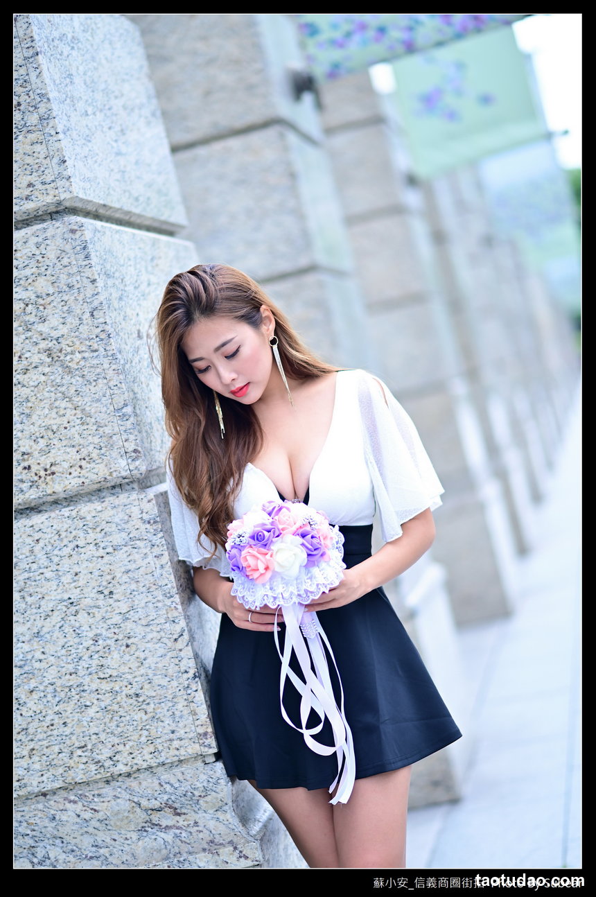 街拍丝足 NO.190 小紫 短裙高跟美腿 [55P+183M]