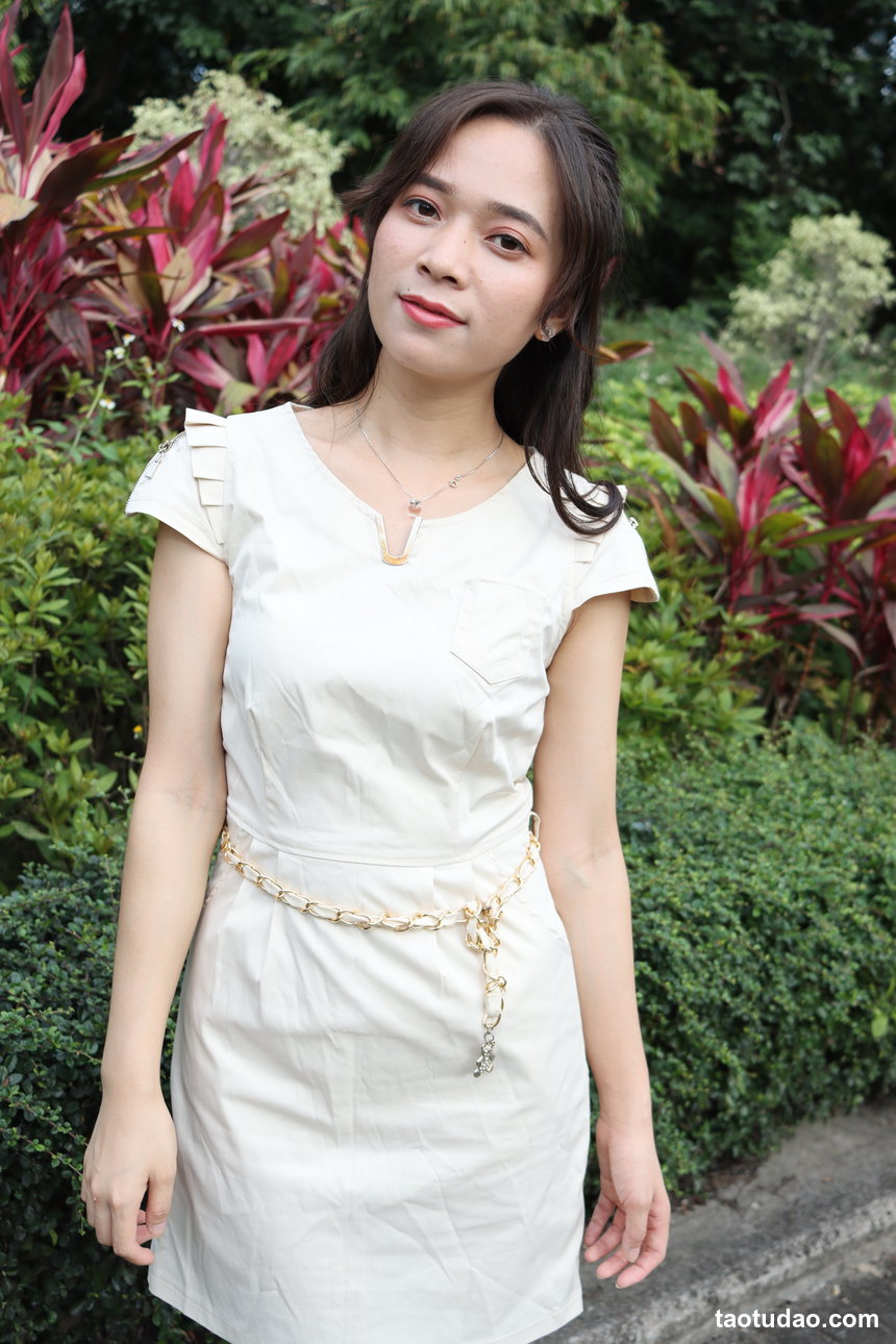 街拍丝足 NO.196 赵婷婷 连衣裙凉高美腿 [122P+142M]