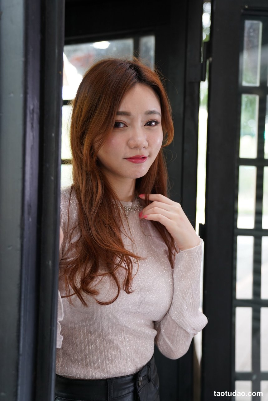 街拍丝足 NO.226 Bao 丝袜高跟美腿外拍2 [99P+72M]