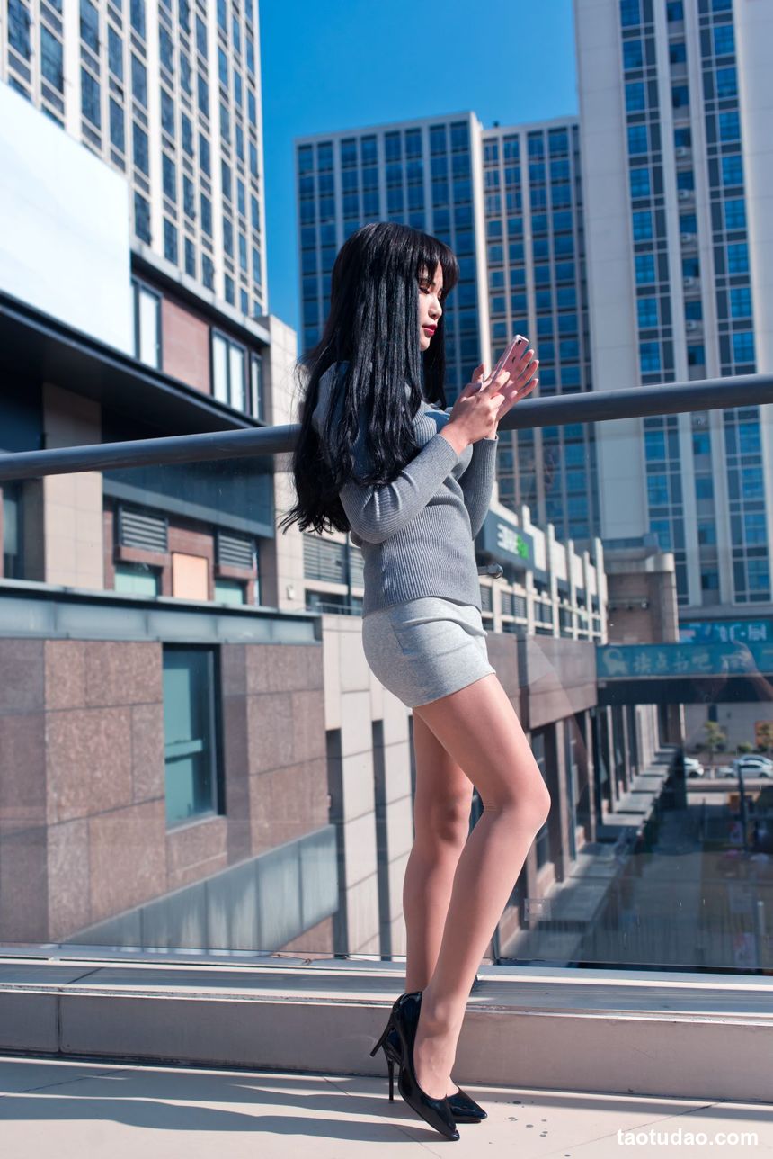 街拍丝足 NO.233-长腿美模 学生制服高跟【157P157M】