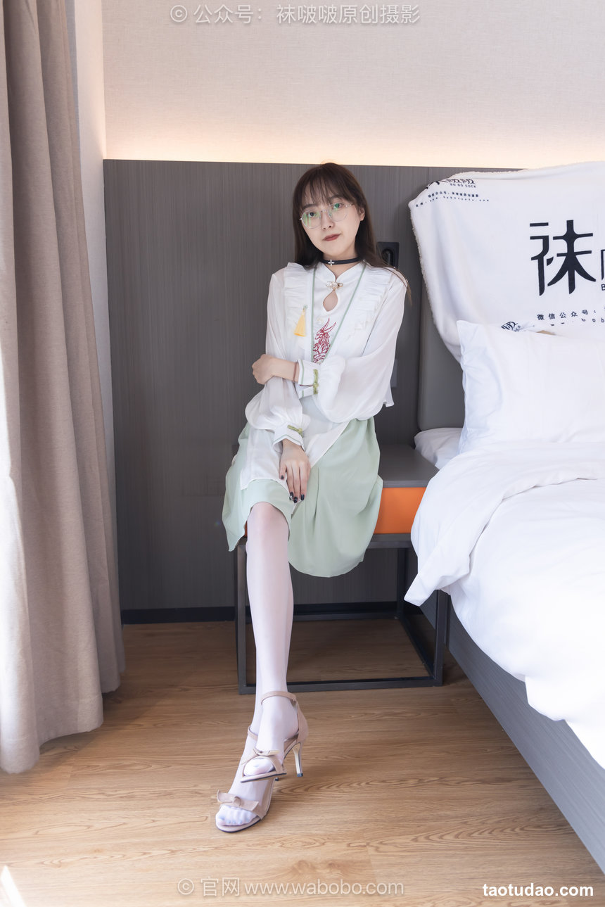 BoBoSocks袜啵啵 No.674 稚予-高跟凉鞋、薄白丝、裸足 [145P1V-5.17GB]